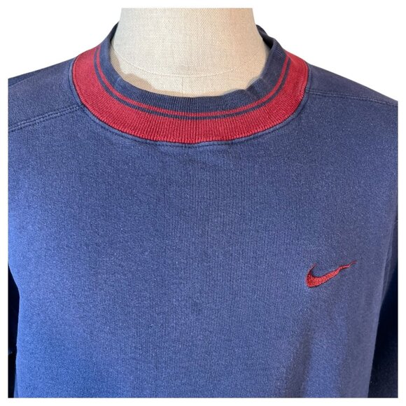 Vintage 90s Nike Crewneck Sweatshirt Blue & Red Size M Stripe Neck Cuff made USA - Picture 2 of 8